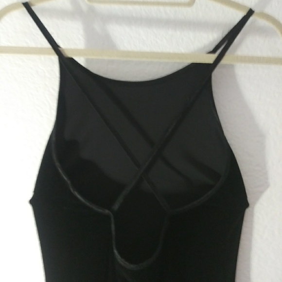 Dress - Picture 7 of 8